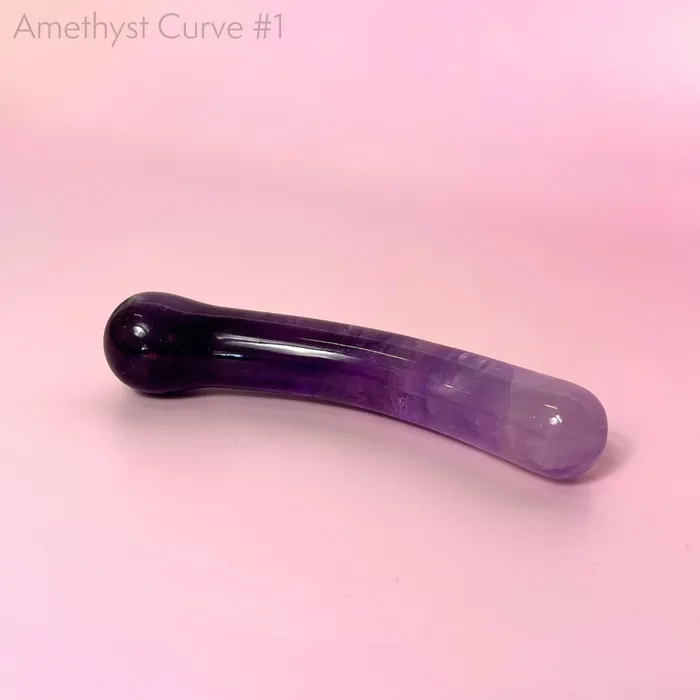 The Amethyst Curve Limited Edition yonipleasurepalace Dildos