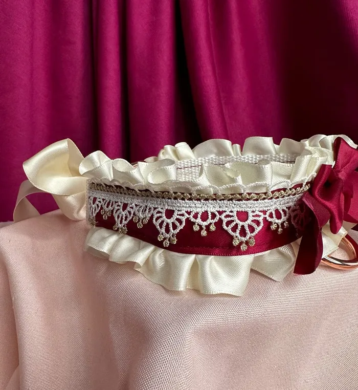 Vibrators Danelle Dark Arts Rose Gold Romance Collar Red