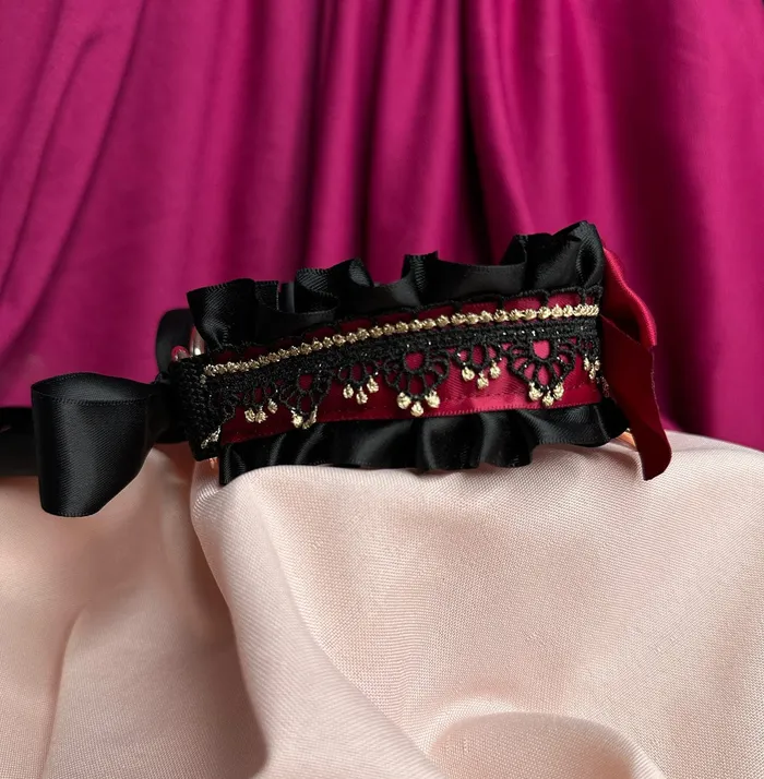 Vibrators Danelle Dark Arts Rose Gold Romance Collar Red